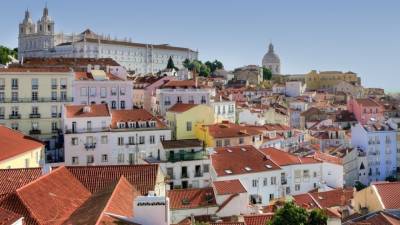 Власти Португалии могут открыть границы для туристов из Европы 17 мая - nation-news.ru - Англия - Евросоюз - Португалия - Бразилия - Кипр - Литва - Юар - Хорватия