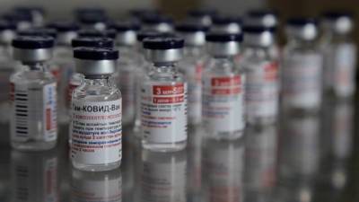 Эквадор зарегистрировал российскую вакцину - vesti.ru - Россия - Эквадор