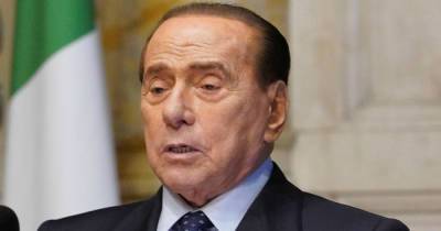 Сильвио Берлускони - Берлускони выписали из больницы в разгар слухов об ухудшении здоровья - ren.tv - Италия