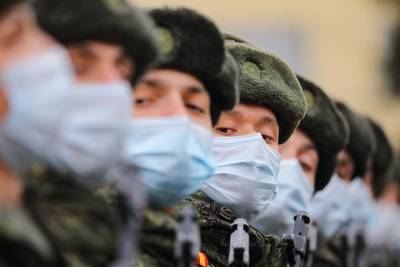 Свыше 33,2 тысячи военнослужащих армии РФ переболели коронавирусом - vm.ru - Россия