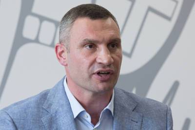 Виталий Кличко - Кличко прокомментировал визит силовиков цитатой из «Брат-2» - lenta.ru - Киева