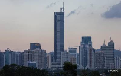 В Китае трясущийся небоскреб напугал тысячи людей - korrespondent.net - Китай
