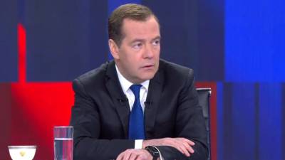 Дмитрий Медведев - Вадим Наумов - Медведев отметил необходимость взаимного признания вакцин для поездок за границу - nation-news.ru