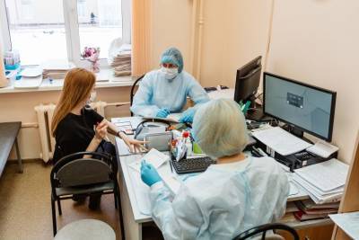 С начала года центры амбулаторной помощи в Тверской области приняли более 25 тысяч пациентов с симптомами COVID-19 - tverigrad.ru - Тверская обл.