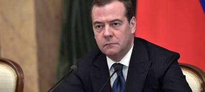 Дмитрий Медведев - Медведев не исключил введения обязательной вакцинации от коронавируса - stolicaonego.ru - Россия