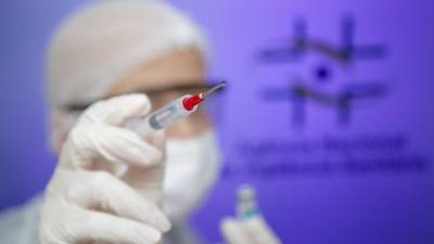 В Центре имени Гамалеи назвали вакцинацию лучшим способом побороть коронавирус - newinform.com - Россия