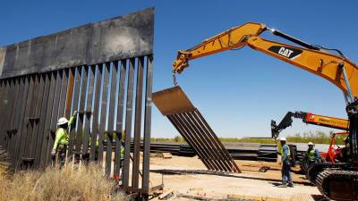 Джон Байден - Точка в правлении Трампа: к чему может привести решение Байдена отменить строительство стены на границе с Мексикой - russian.rt.com - Мексика