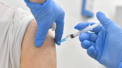 Россиянам рассказали о планах ученых создать новый вариант вакцины от COVID-19 - nation-news.ru
