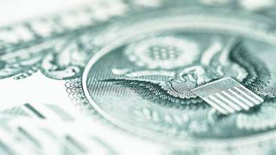 Доллар слабеет 20 мая после публикации протокола ФРС США - bin.ua