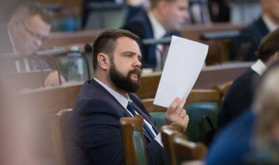 Теперь парламентский секретарь: Витенбергс возвращается в Минэкономики - lv.baltnews.com - Латвия