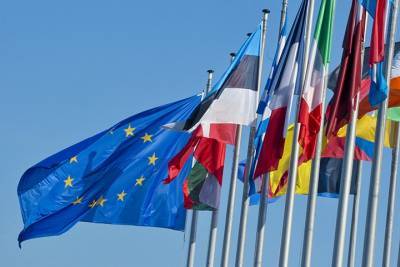 ЕС рекомендовал разрешить въезд вакцинированным иностранцам - vm.ru - Евросоюз