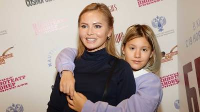 Дана Борисова - Дану Борисову не пускают в больницу к дочери - vesti.ru