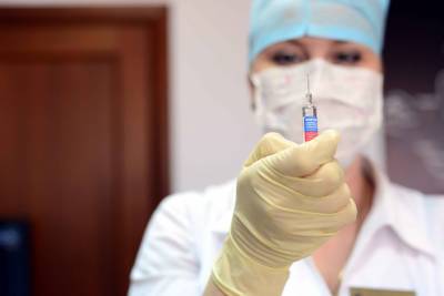 Ринат Максютов - Российские ученые разработали вакцину против птичьего гриппа - rabochy-put.ru