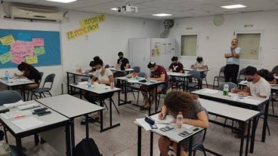 Будет ли продлен учебный год в школах Израиля: правительство пообещало, но бюджетов нет - vesty.co.il - Израиль
