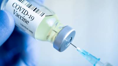 Альберт Бурла - Pfizer поставит бедным странам миллиард вакцин от COVID-19 - vchaspik.ua
