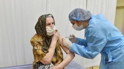 Владимир Зеленский - На Украине рассказали о ходе кампании по вакцинации людей от COVID-19 - russian.rt.com