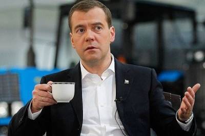 Дмитрий Медведев - Медведев оправдывается за свои слова об обязательной вакцинации - newsland.com - Россия