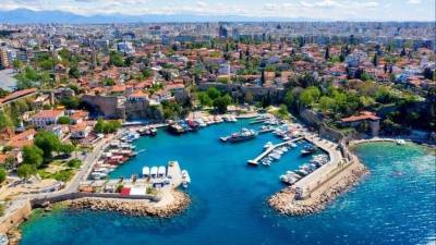 Мехмет Нури Эрсой - Турция предложила открыть для российских туристов курортные регионы страны - 5-tv.ru - Россия - Турция