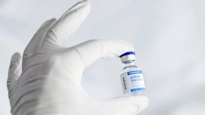 Ученые создали препараты, способные заменить вакцину от коронавируса - piter.tv - Франция
