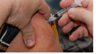 Айсен Николаев - Власти Якутии ввели обязательную вакцинацию от COVID-19 - piter.tv - Россия - республика Саха