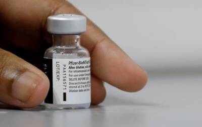 Россию заподозрили в причастности к черному пиару против вакцин - unn.com.ua - Россия - Англия - Киев
