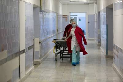В Курганской больнице скорой медицинской помощи снова выявлены случаи заболевания ковидом - znak.com - Курган
