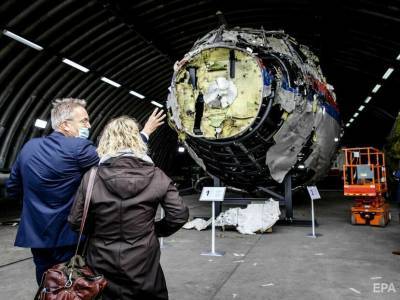 Олег Пулатов - Катастрофа MH17. Судьи осмотрели обломки сбитого самолета - gordonua.com - Украина