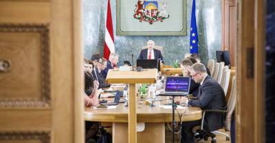Правительство планирует в июне возобновить очные заседания - rus.delfi.lv - Латвия