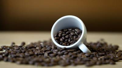 Цены на кофе побили максимум 2016 года - iz.ru - Израиль - Бразилия - Колумбия