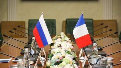 Франция возобновляет выдачу виз в России - vm.ru - Россия - Москва - Франция