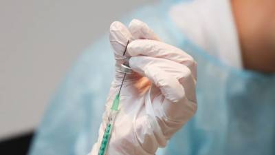 Михаил Мурашко - Минздрав: около 17 миллионов россиян получили как минимум первую прививку от COVID-19 - piter.tv - Россия
