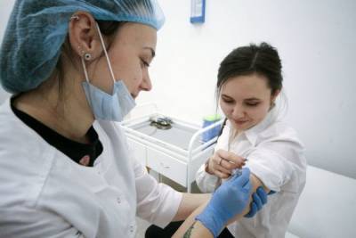 Любовь Козловская - Роспотребнадзор дал рекомендации по вакцинации переболевшим Covid-19 - eadaily.com - Россия