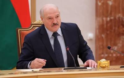 Александр Лукашенко - Лукашенко намерен поставить на границе палатки для вакцинации иностранцев - korrespondent.net - Снг