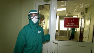 Врачи и пациенты призывают сделать прививку, чтобы избежать тяжелых последствий COVID-19 - 1tv.ru - Россия
