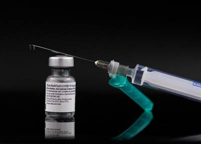 Вакцина от Pfizer показала стопроцентную эффективность у подростков - rusjev.net