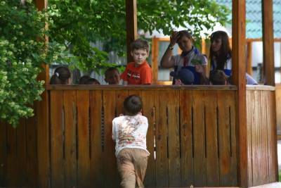 Родителям не разрешат навещать детей в летнем лагере, а педагогам - выезжать - ulpravda.ru