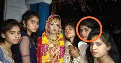 Индия - В Индии невеста умерла во время свадьбы, но замуж выдали ее сестру - focus.ua