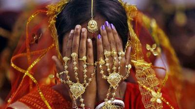 В Индии невеста умерла во время свадьбы, замуж выдали её сестру - sharij.net