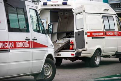 Россиянин пришел сдать тест на COVID-19 и умер на пороге больницы - lenta.ru - Ростов-На-Дону