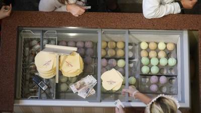 Эксперты предрекли рекордное потребление мороженого в России в 2021 году - iz.ru - Россия - Израиль