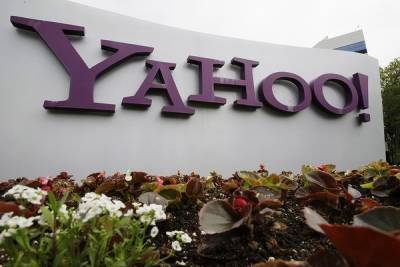 Легендарная Yahoo продается за бесценок - cnews.ru