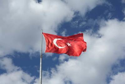 В Турции ужесточают карантинные ограничения и мира - cursorinfo.co.il - Турция