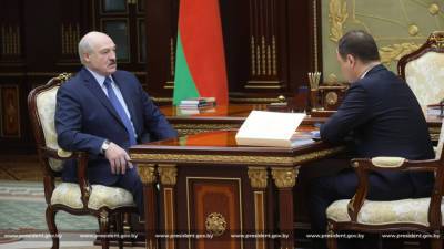 Александр Лукашенко - Роман Головченко - Лукашенко потребовал от правительства подготовить ответ на санкции - mir24.tv