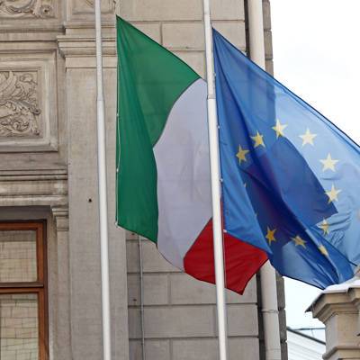 Марио Драги - Путешествовать по Италии разрешает по "зеленому паспорту" - radiomayak.ru - Италия