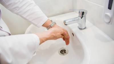Секунды спасают жизни: как правильно мыть руки - mir24.tv