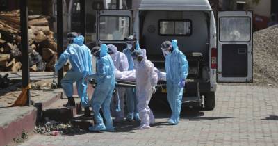 Индия - Смертность снова бьет рекорды: Индия страдает от невиданного вспышки коронавируса - tsn.ua - Польша