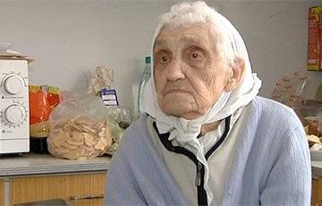Евгений Авраменко - В Украине 101-летняя бабушка победила COVID-19 - charter97.org