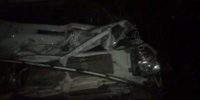 Пассажирский автобус столкнулся с грузовиком под Одессой: видео масштабной аварии - odessa.politeka.net - Киев - Одесса