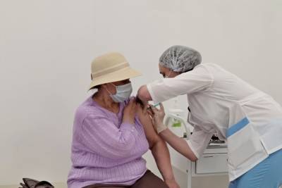 В Кургане открыли новый пункт вакцинации от COVID-19 - eburg.mk.ru - Курганская обл.