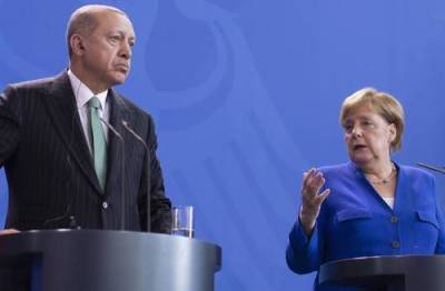Тайип Эрдоган - Ангела Меркель - Штеффен Зайберт - Меркель провела переговоры с Эрдоганом в формате видеоконференции - argumenti.ru - Турция - Сирия - Германия - Кипр - Ливия